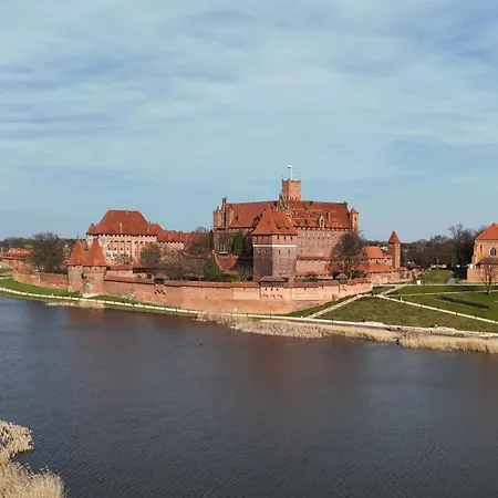 Han/Misafirhane Karat 4*