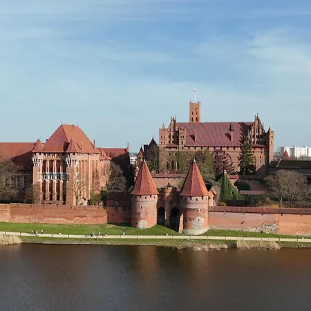 Han/Misafirhane Karat Malbork