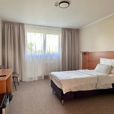 Karat Bed & Breakfast 4*
